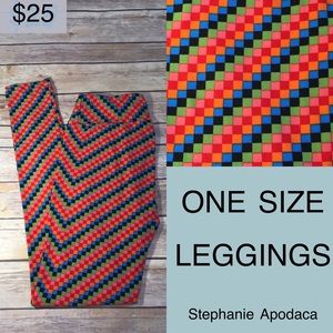 *New* LuLaRoe One Size Leggings